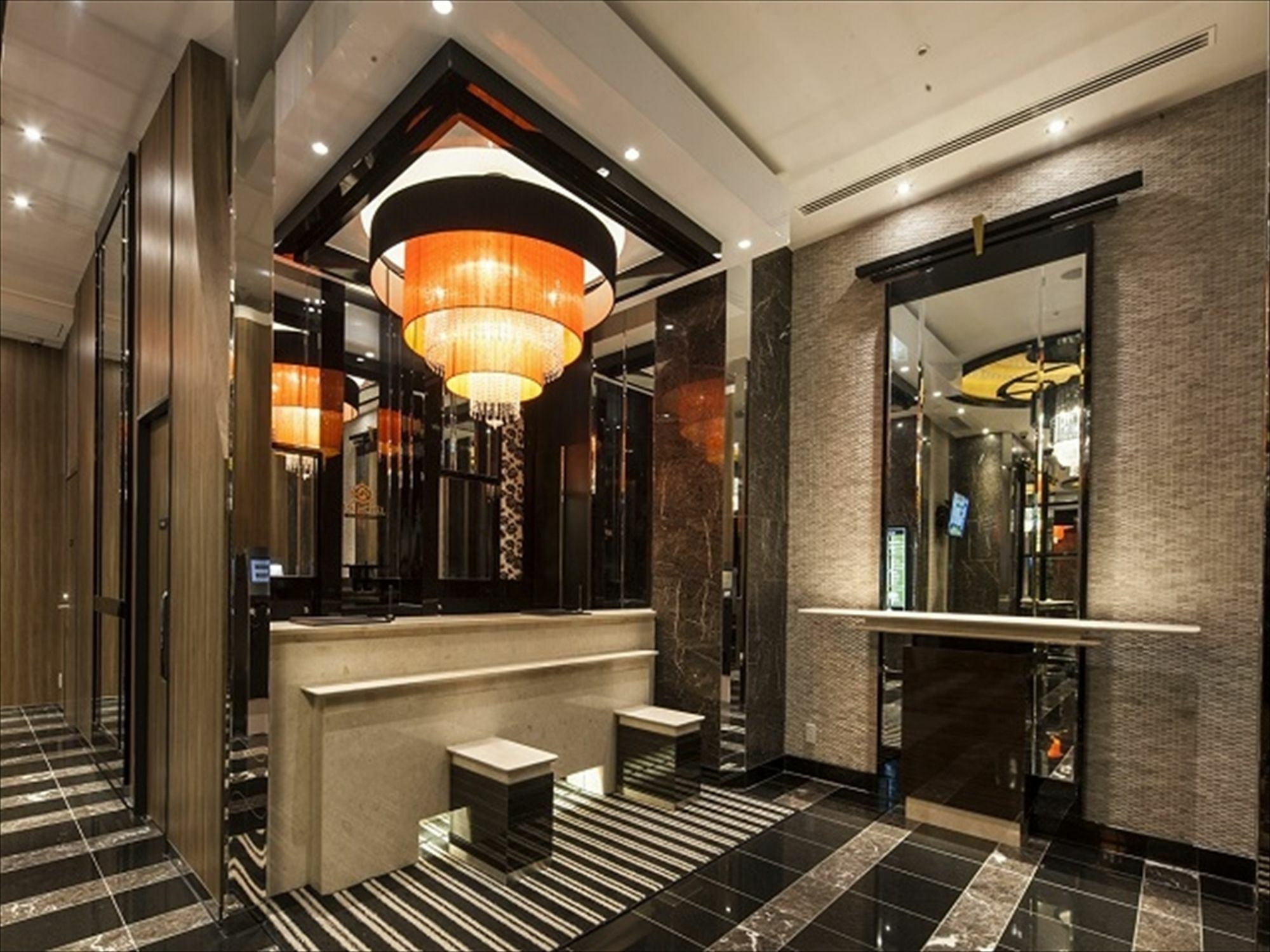 Apa Hotel Ochanomizu Ekikita Tokyo Exterior photo